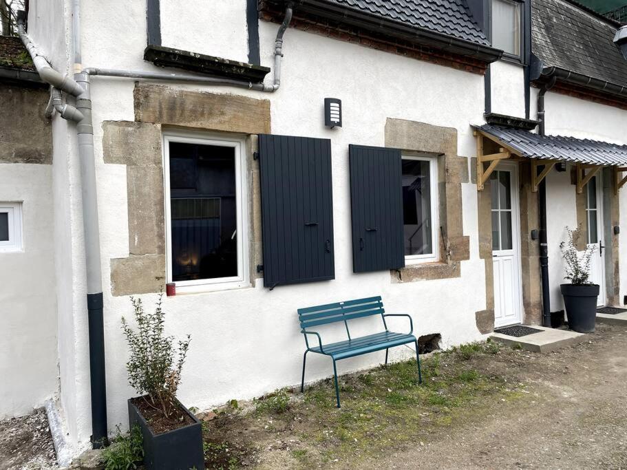 Bel Appartement Sur Cour Plein Centre Ville Et Parking ムーラン エクステリア 写真